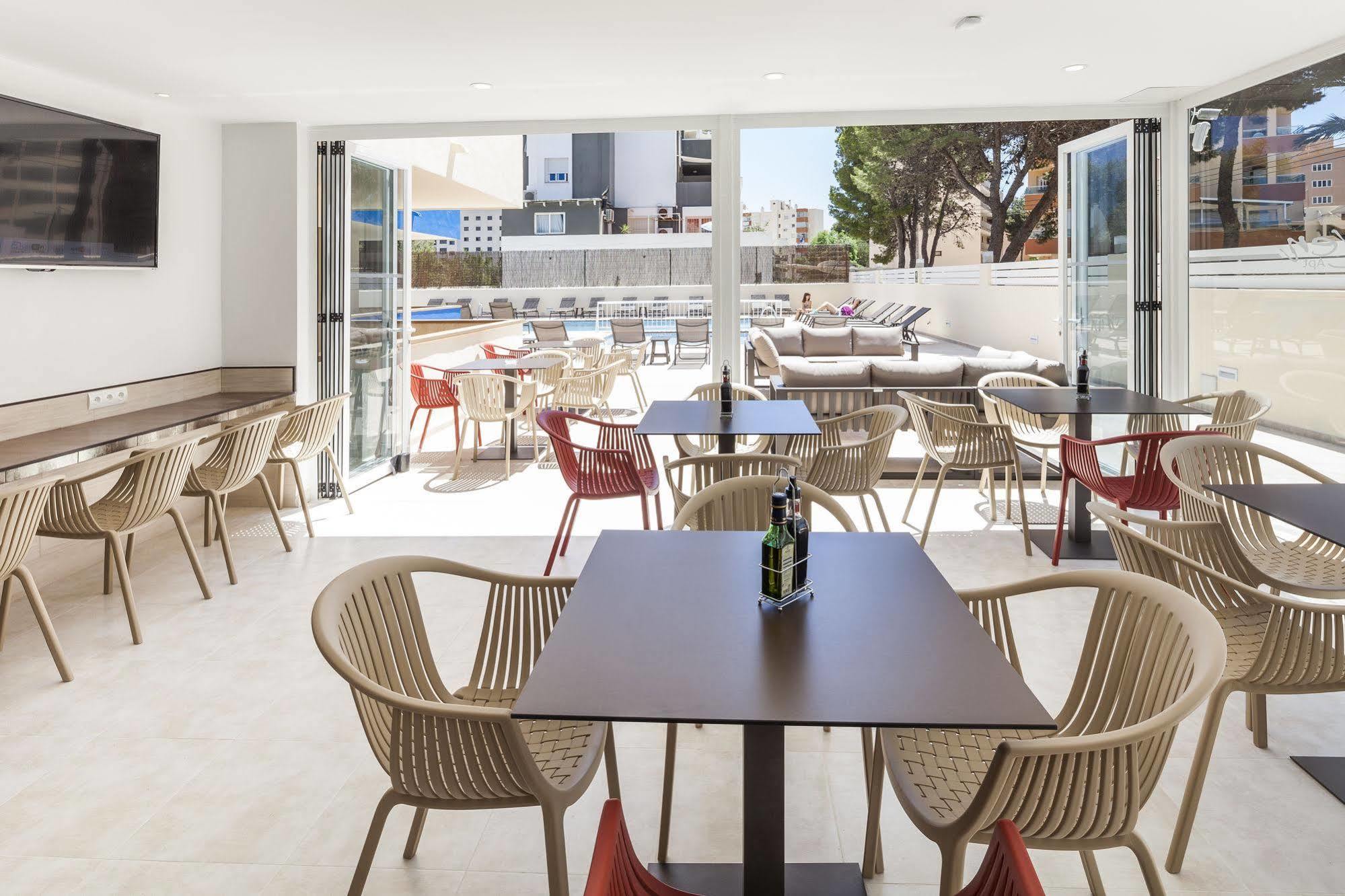 Ibiza Heaven Apartments (Adults Only) Playa d'en Bossa Exterior foto