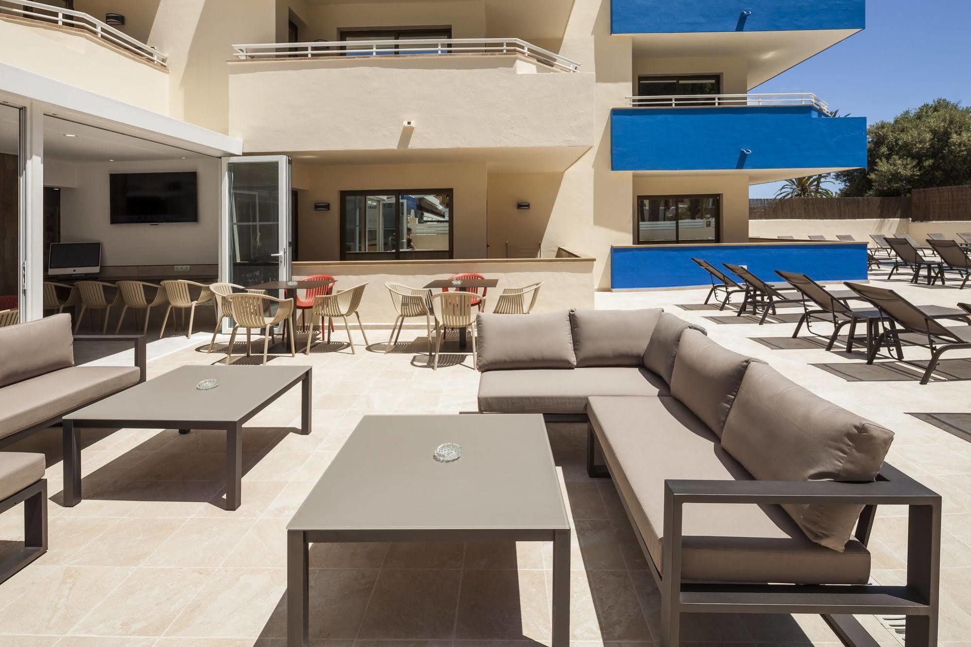 Ibiza Heaven Apartments (Adults Only) Playa d'en Bossa Exterior foto