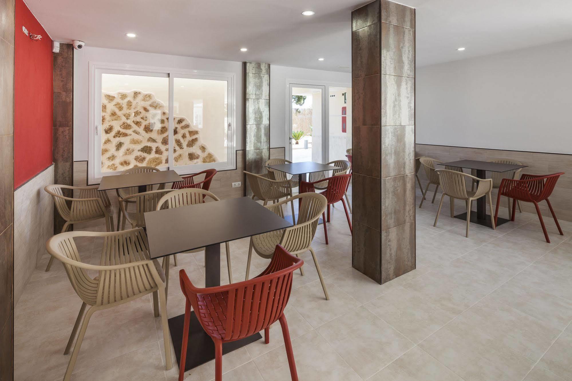 Ibiza Heaven Apartments (Adults Only) Playa d'en Bossa Exterior foto